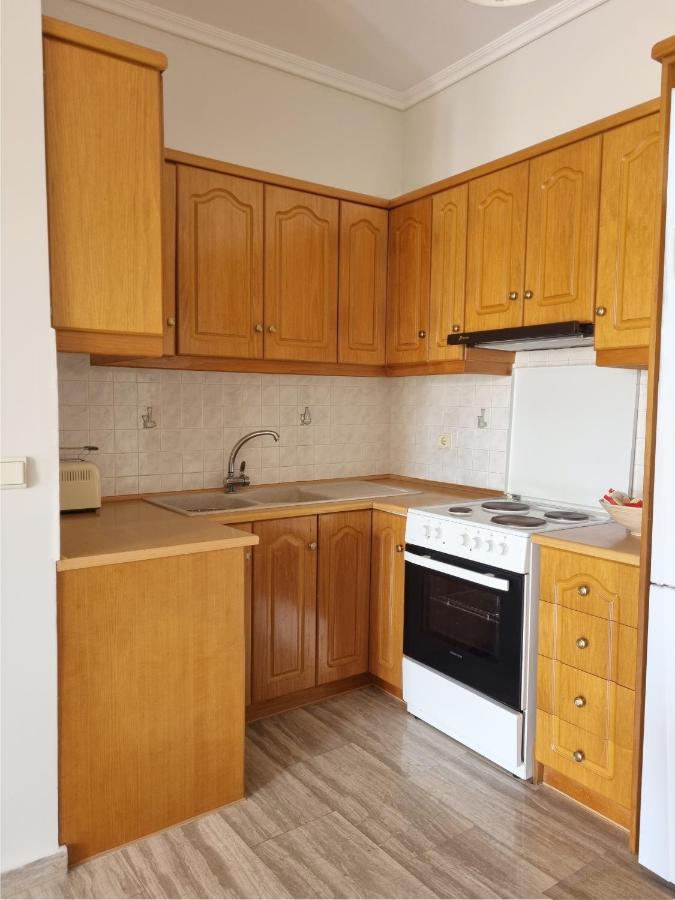Almyros Aktis Seaview Apartment Kalamáta Buitenkant foto